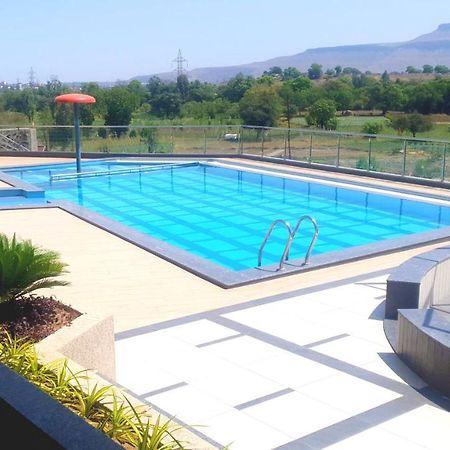 Hotel Grand Parivaar Igatpuri Bagian luar foto