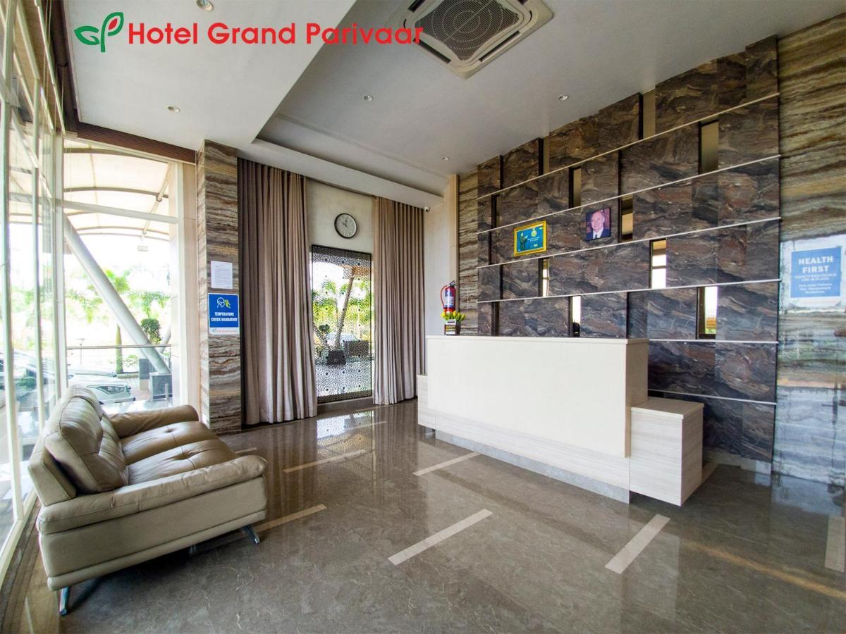Hotel Grand Parivaar Igatpuri Bagian luar foto