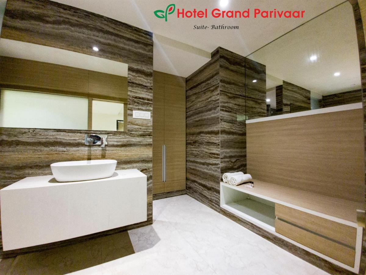 Hotel Grand Parivaar Igatpuri Bagian luar foto