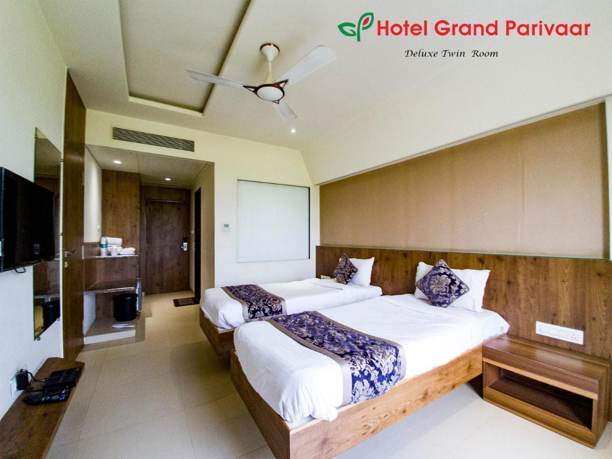 Hotel Grand Parivaar Igatpuri Bagian luar foto