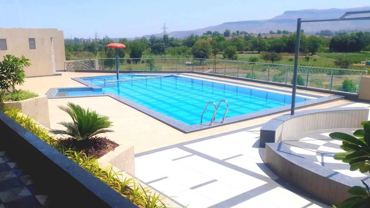 Hotel Grand Parivaar Igatpuri Bagian luar foto